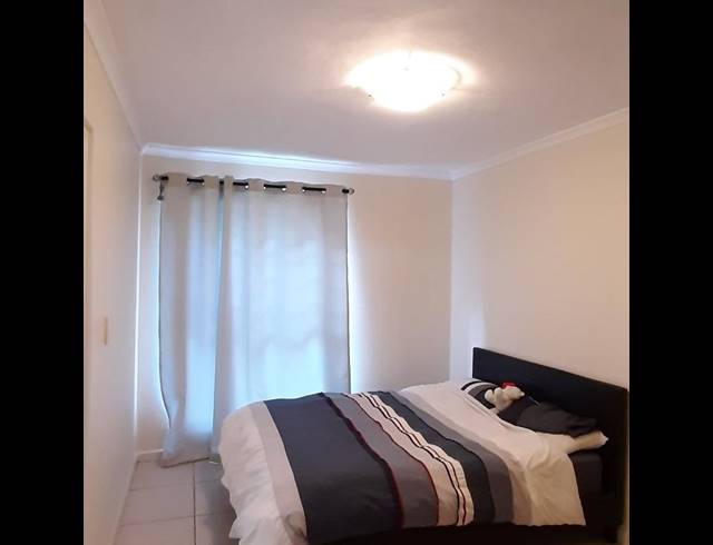 1 BEDROOM PROPERTY TO RENT IN WYNBERG
